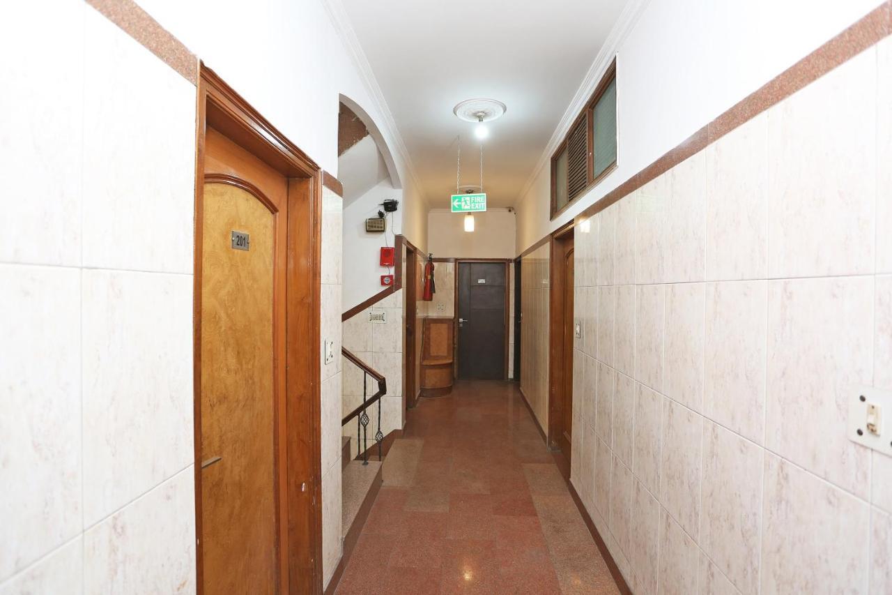 Oyo 8188 Vardhmaan Inn Delhi  Dış mekan fotoğraf