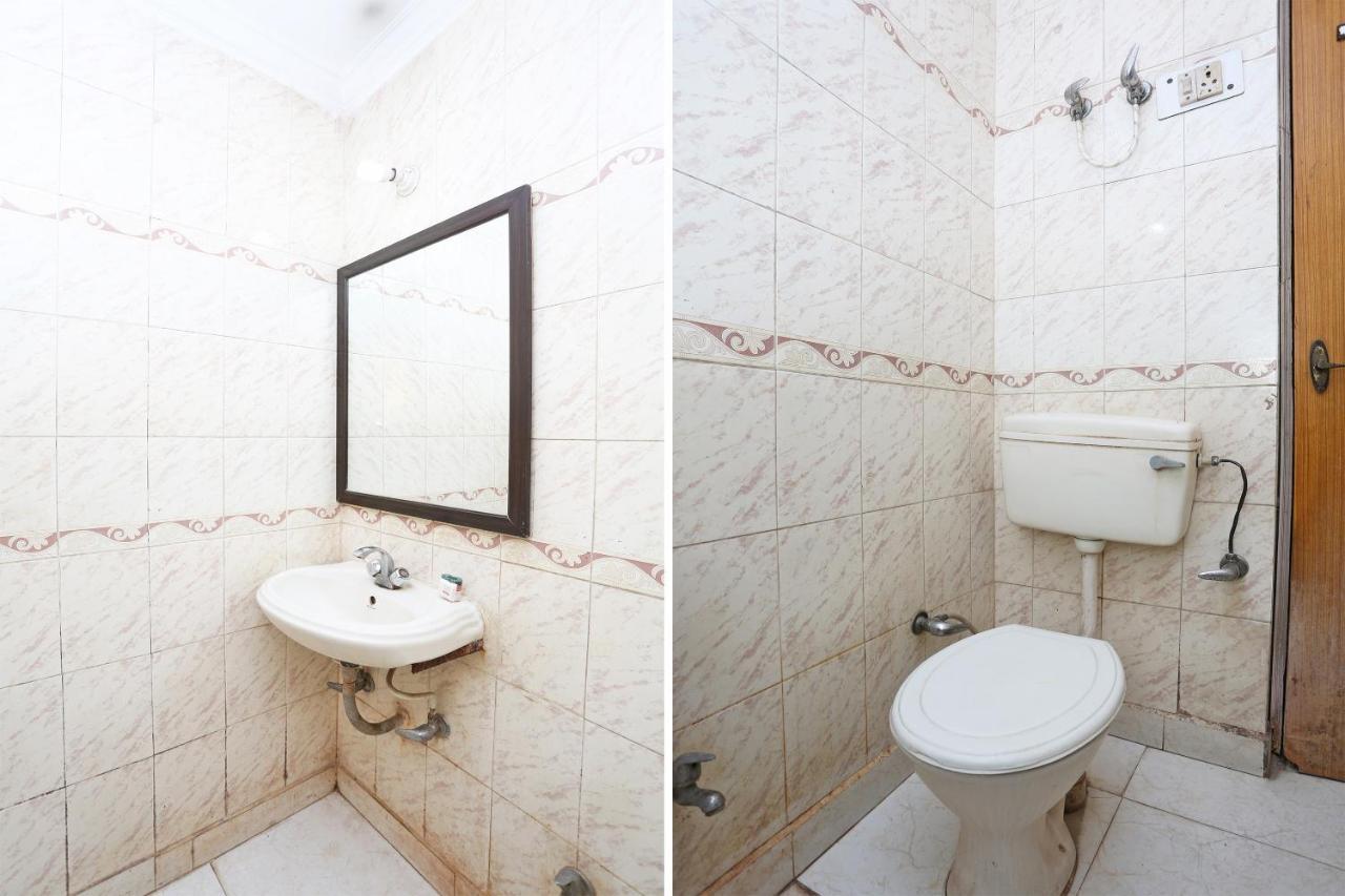 Oyo 8188 Vardhmaan Inn Delhi  Dış mekan fotoğraf