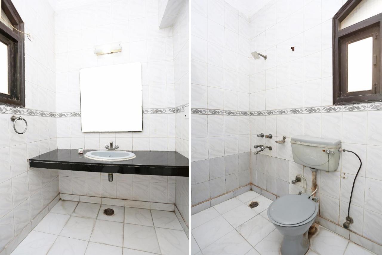 Oyo 8188 Vardhmaan Inn Delhi  Dış mekan fotoğraf